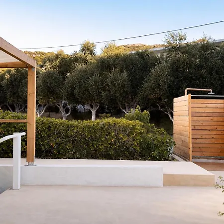 Angelos Studios - Mediterranean Simple Living - Faliraki, Rhodes - Ground Floor 1 & 2 פליראקי