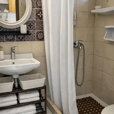 Apartament Angelos - Mediterranean Simple Living - Faliraki, Rhodes - Ground Floor 1 & 2 *