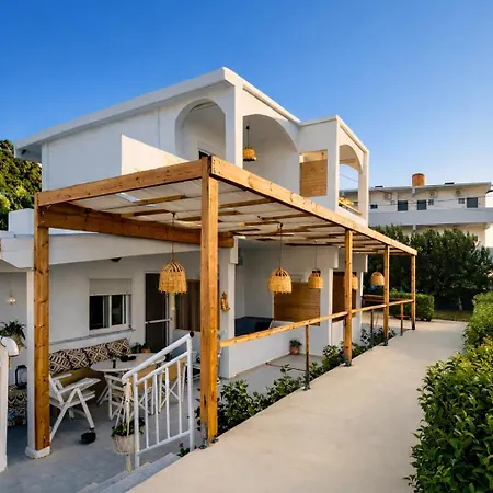Angelos 1-2 In Rhodes-ground Floor *